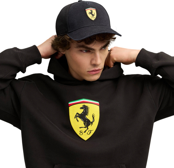 Женская кепка