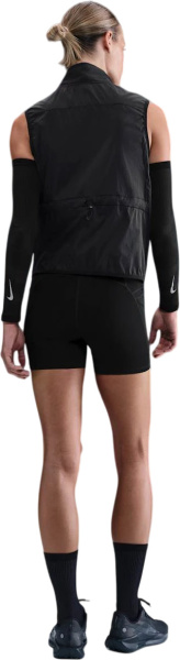 Жилет пуховой