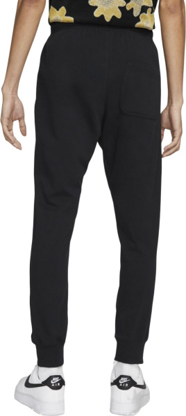 Спортивные штаны