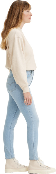 Спортивная одежда