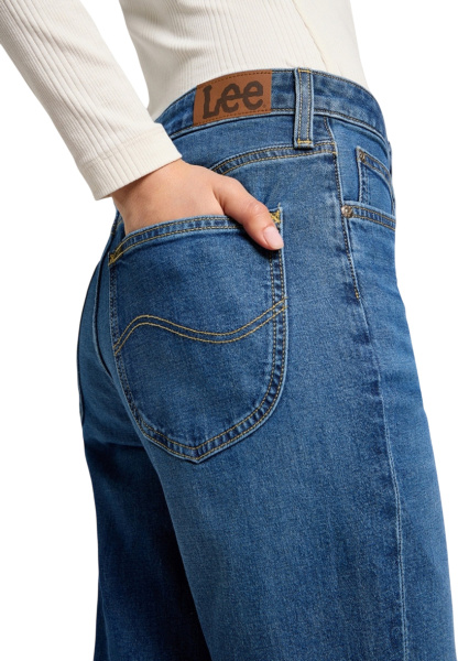 Спортивная одежда