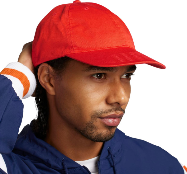 Женская кепка