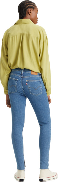 Спортивная одежда