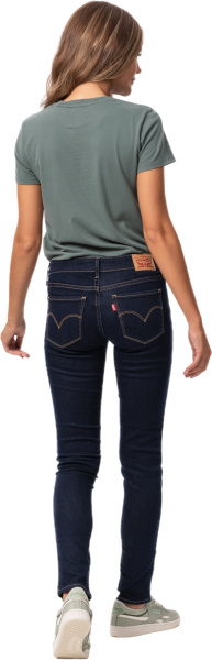 Спортивная одежда