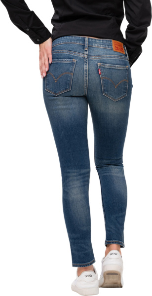 Спортивная одежда