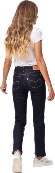 Спортивная одежда