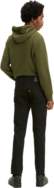 Спортивная одежда