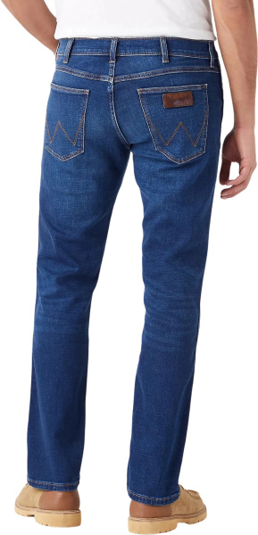 Спортивная одежда