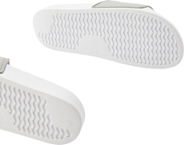 Спортивная обувь