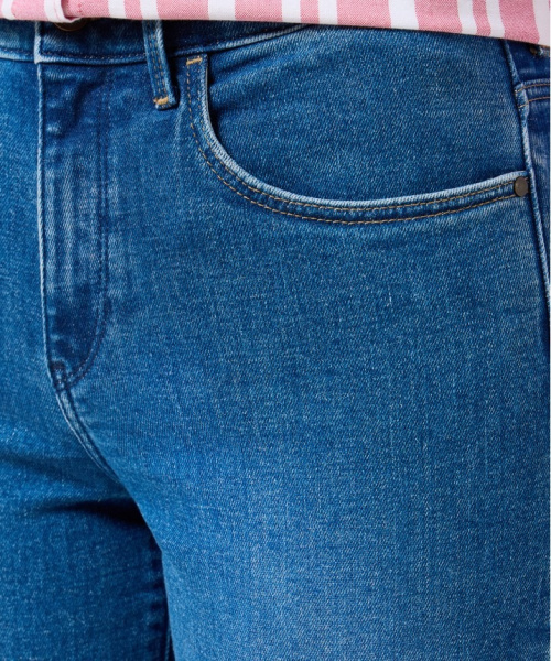 Спортивная одежда