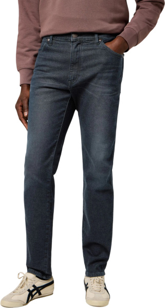 Спортивная одежда