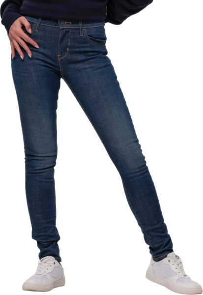 Спортивная одежда