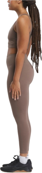 Спортивный топ