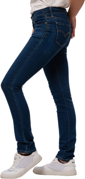 Спортивная одежда