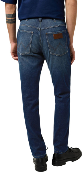 Спортивная одежда