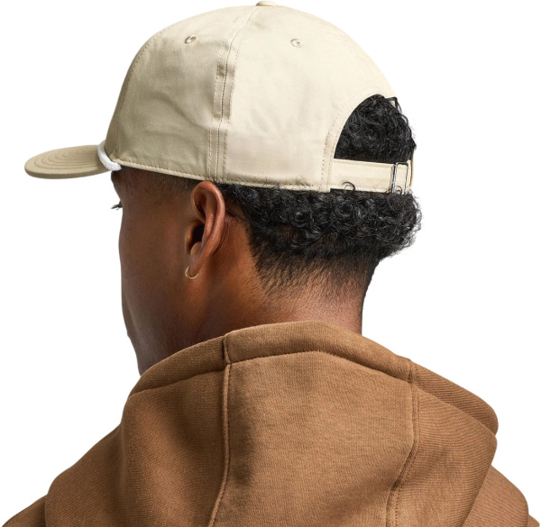 Женская кепка