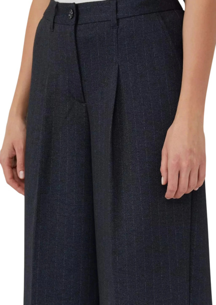 Спортивные штаны