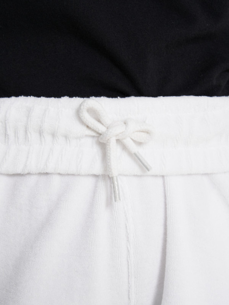 630536-908 Шорты для женщин Шорты Gelli Short, белый 630536-908 купить в интернет-магазине спортивной одежды в Череповце