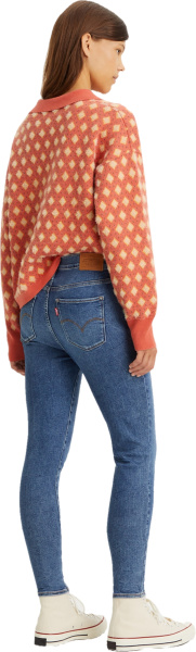 Спортивная одежда