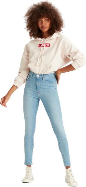 Спортивная одежда