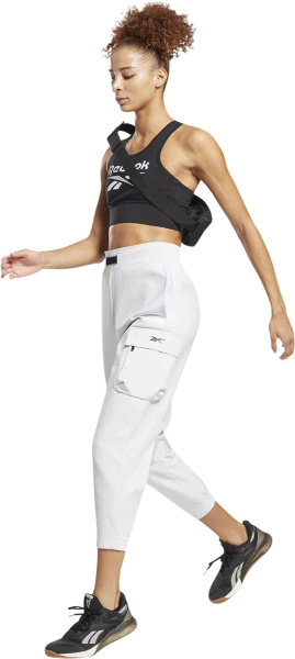 Спортивный топ