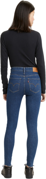 Спортивная одежда