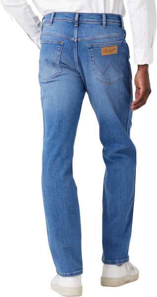 Спортивная одежда