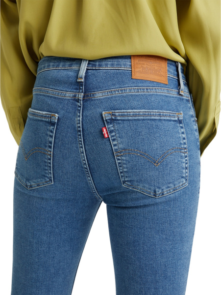 Спортивная одежда