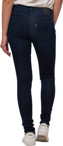 Спортивная одежда