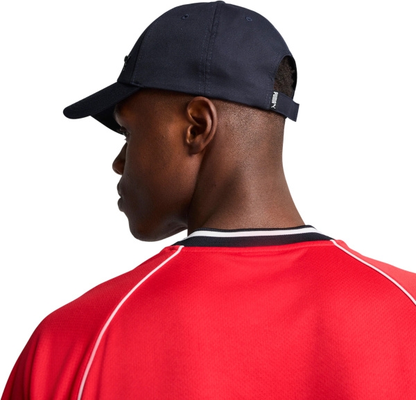 Женская кепка